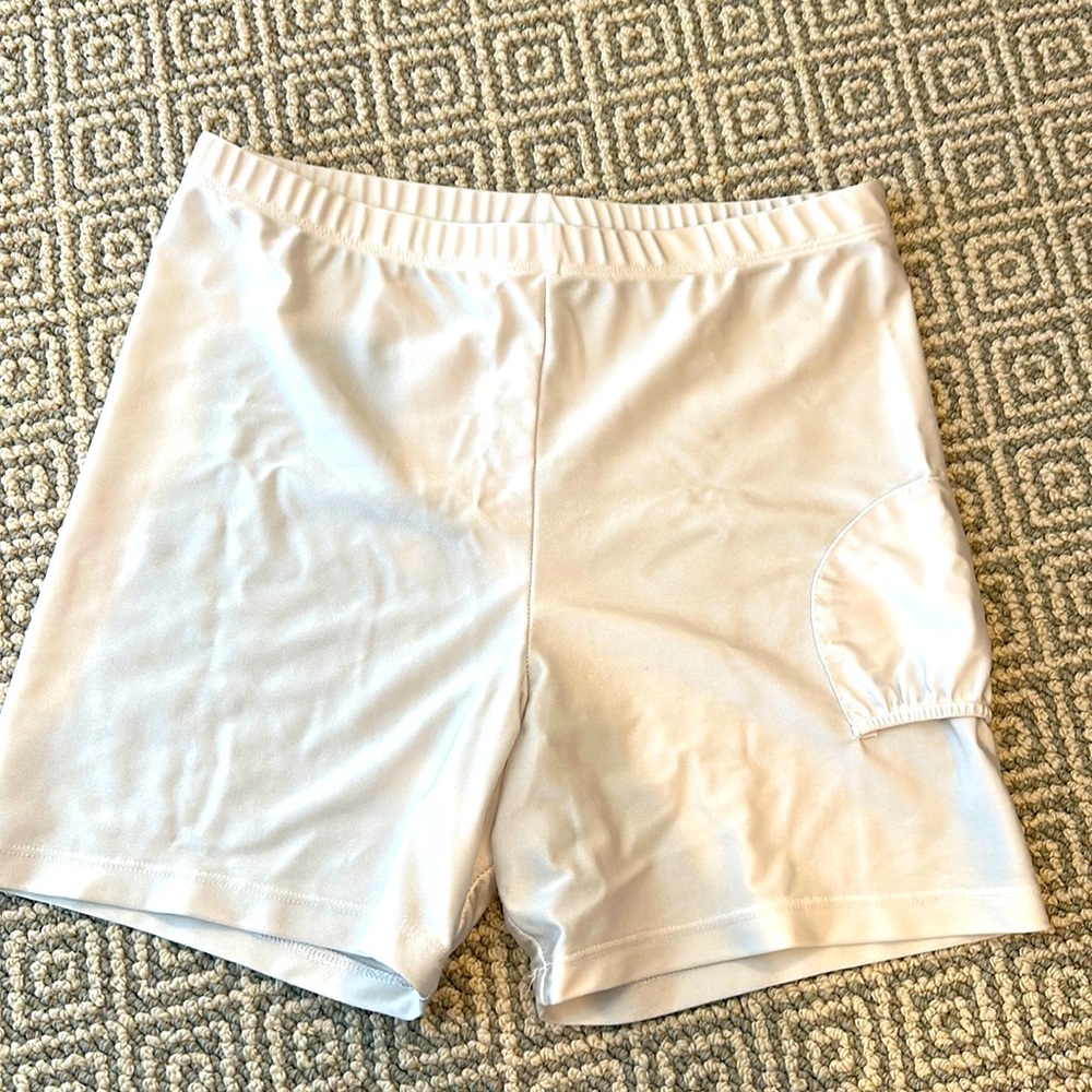 FancyPants bike shorts size L. Tennis ball pocket. Pickle ball